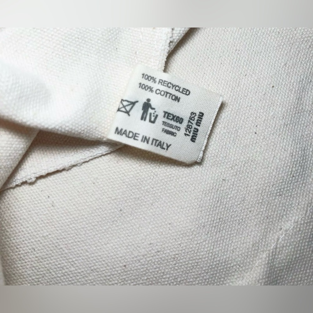 MIU MIU Limited Edition White Canvas Tote - Picture 5 of 5